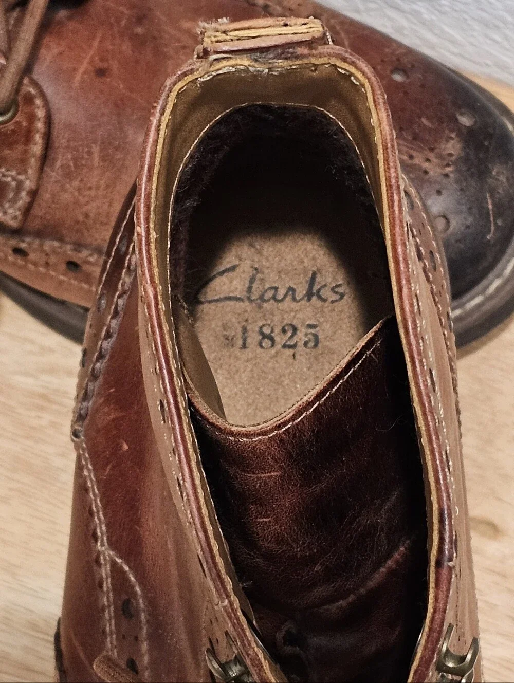 Clarks Montacute Lord Wingtip Brogue Boots, Brown Leather, Size 9.5